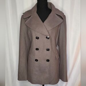 Elegant Kenneth Cole  Double-Breasted Women's Coat ⭐️ EUC⭐️